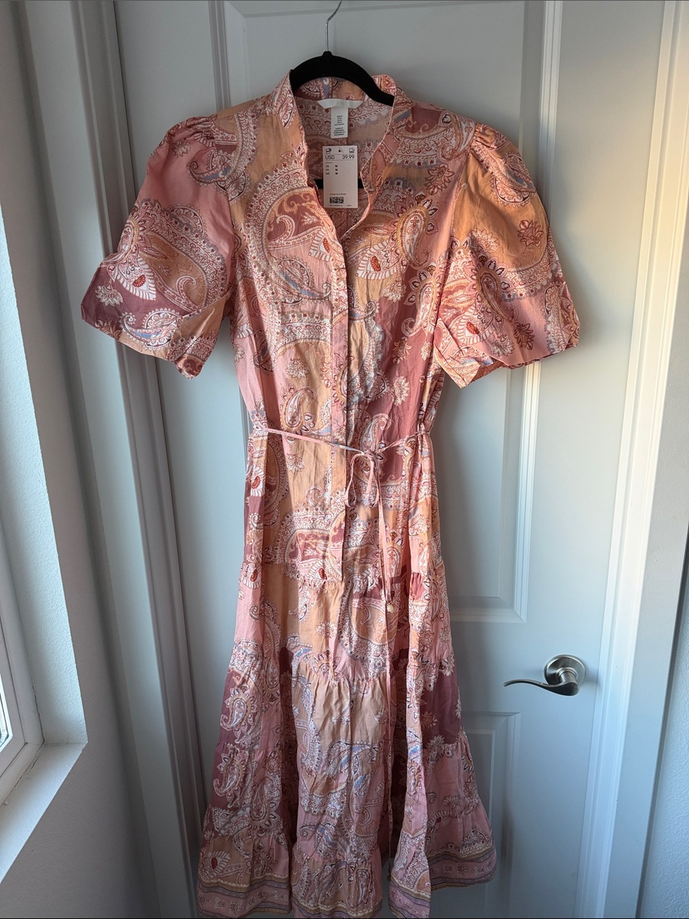 H&M Pink Paisley Midi Dress with Puff Sleeves - Picture 3 of 4